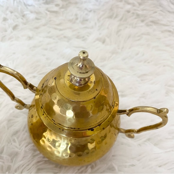 Vintage Hammered Brass Sugar Bowl And Creamer Set - Picture 3 of 10